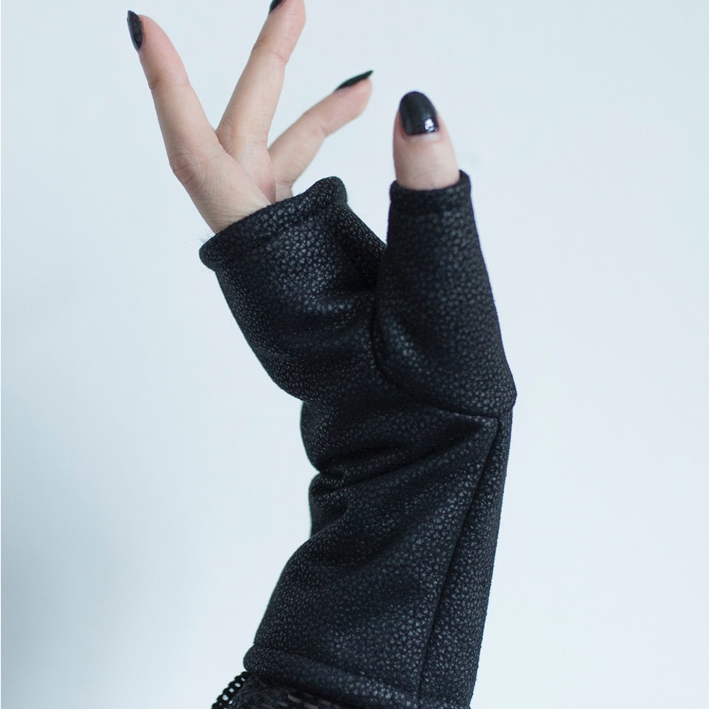 Killstar Black Fingerless Leatherette Arm Warmers